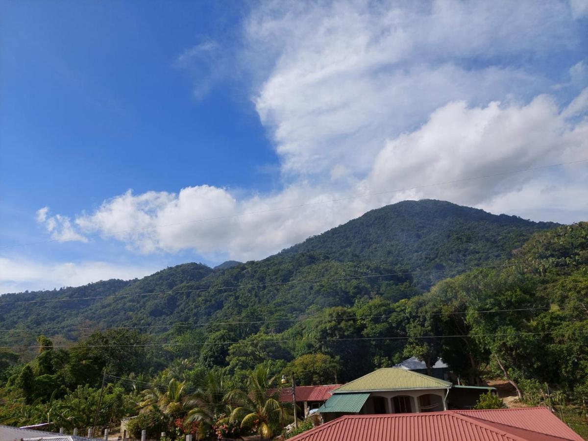 Hotel Y Restaurante Virgen De Fatima La Ceiba Eksteriør billede
